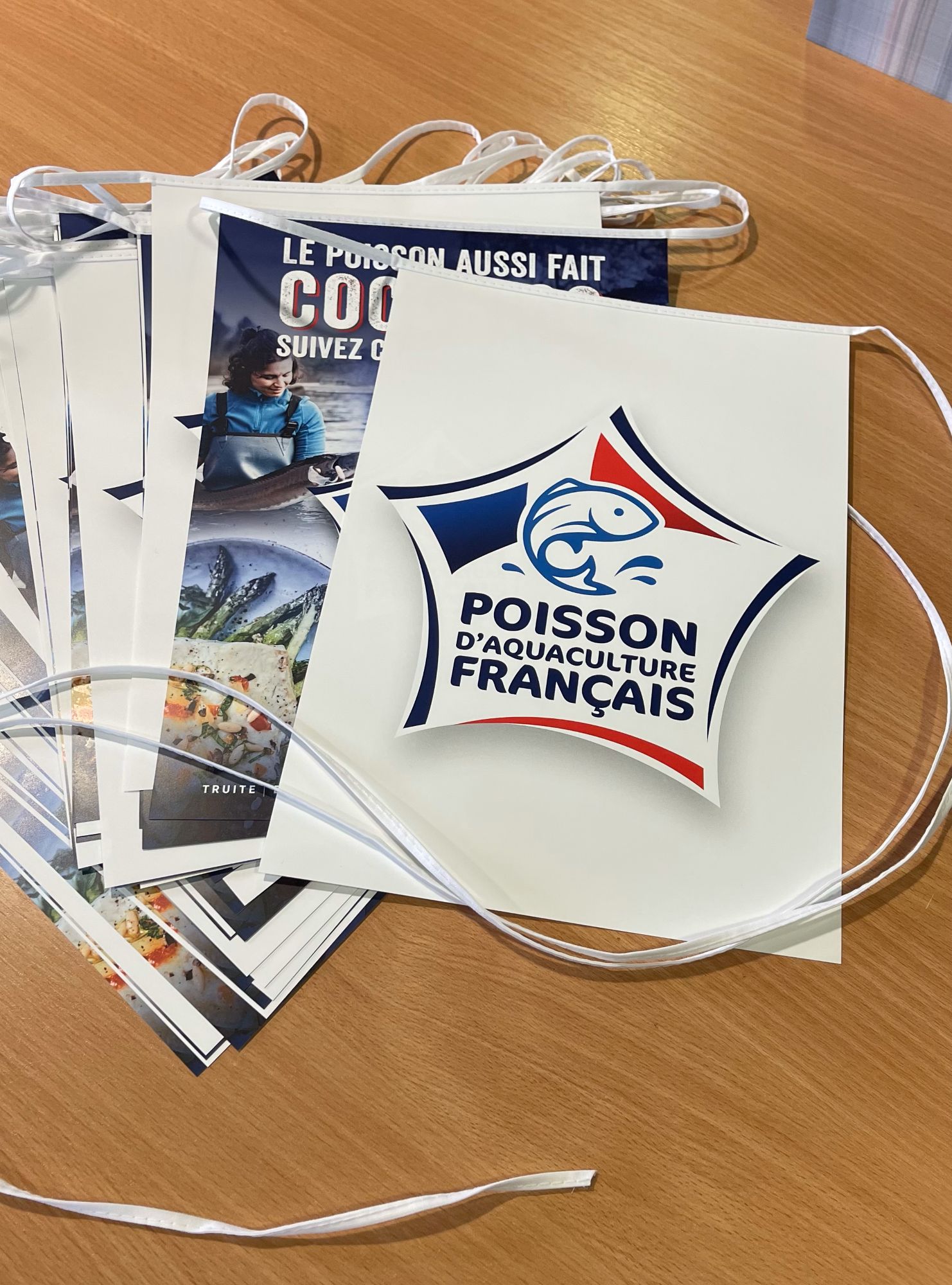 Guirlande papier synthétique